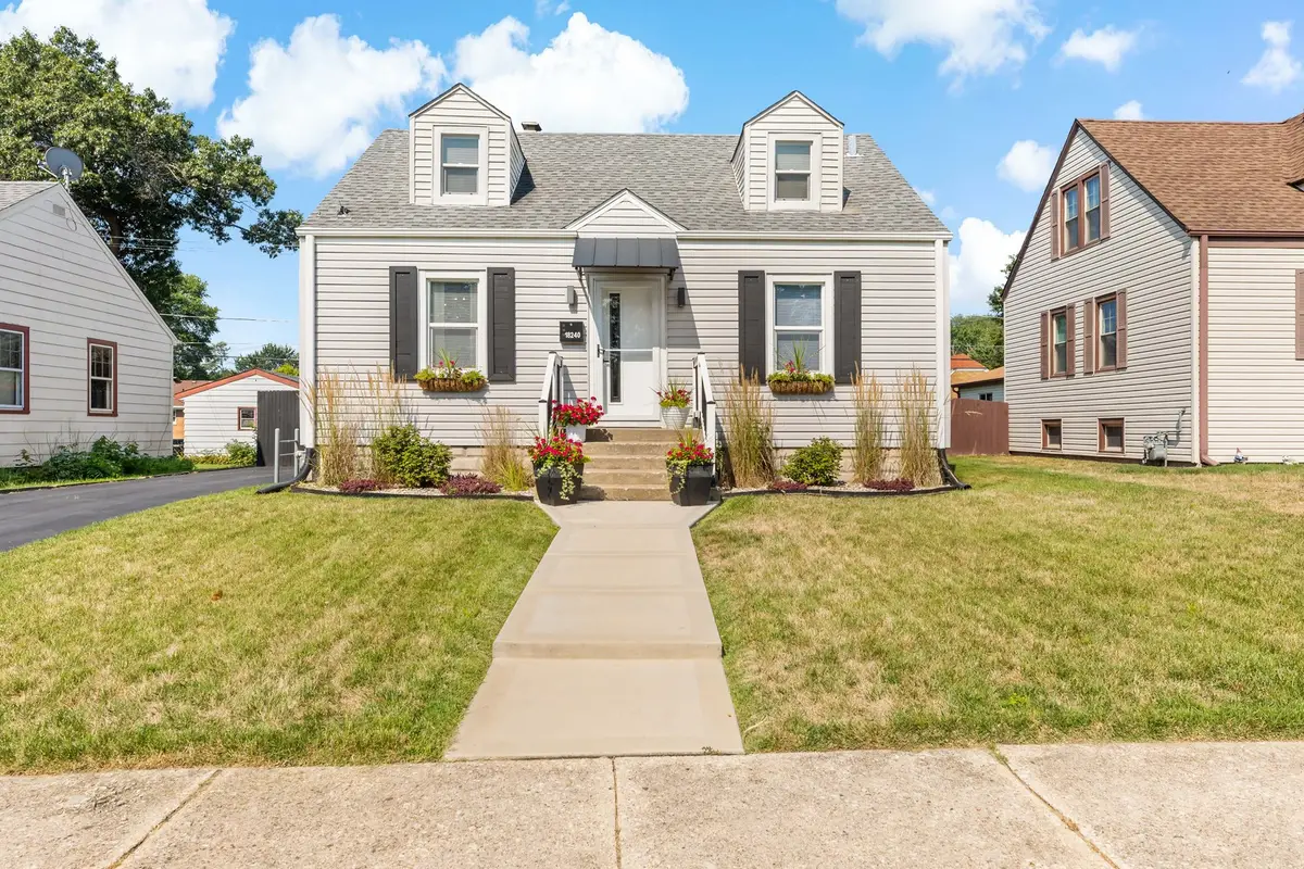 18240 Wildwood Avenue, Lansing, IL 60438 - Image #1