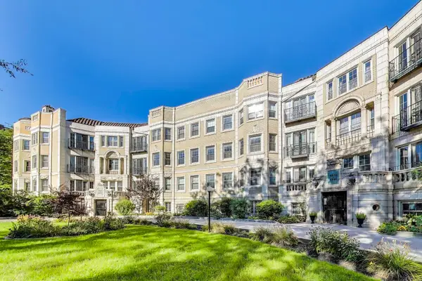 6850 S South Shore Drive #2N, Chicago, IL 60649