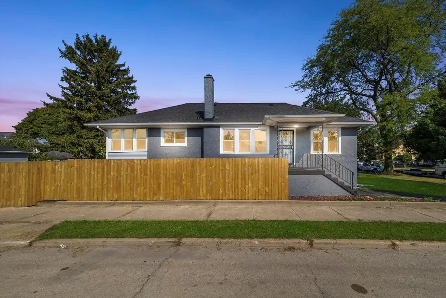 1718 S 7th Avenue, Maywood, IL 60153 - Image #2