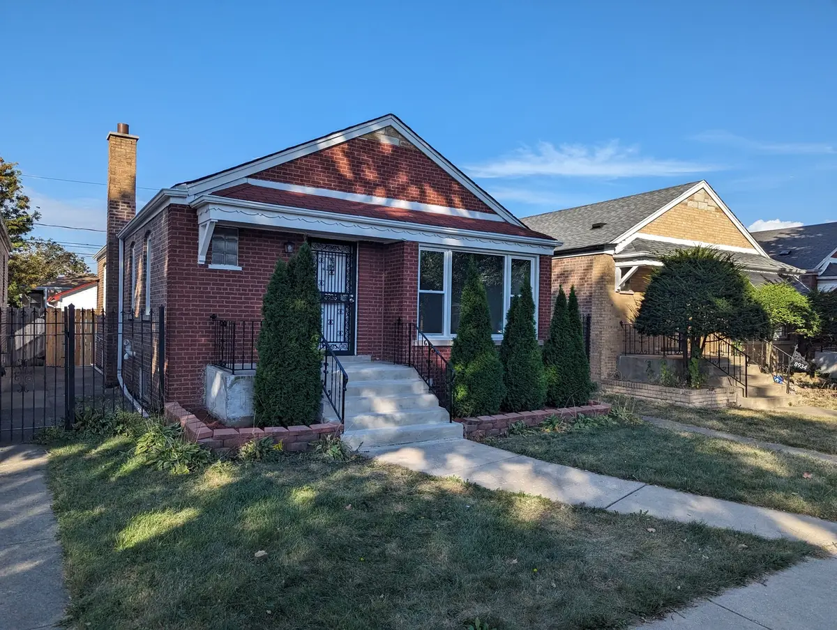 8936 S Ridgeland Avenue, Chicago, IL 60617 - Image #1