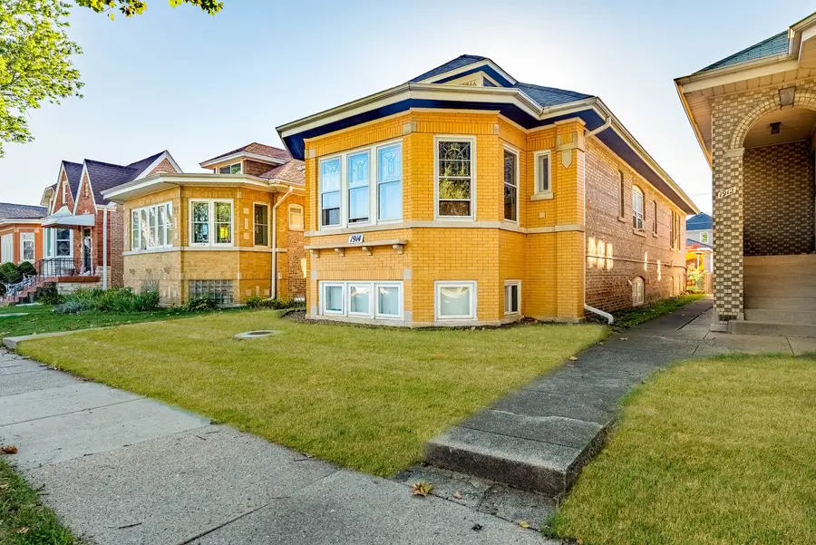 1914 Clinton Avenue, Berwyn, IL 60402 - Image #3