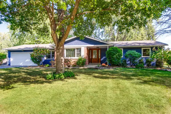 15040 W Clover Lane, Libertyville, IL 60048