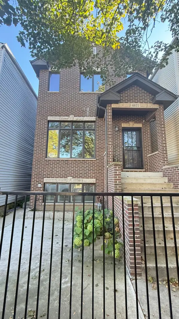 4411 S Wallace Street, Chicago, IL 60609 - Image #1
