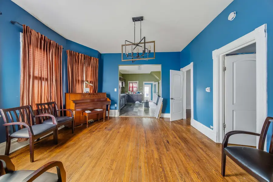 12552 Highland Avenue, Blue Island, IL 60406 - Image #3