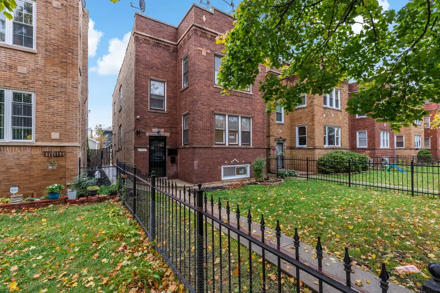 1742 N Mayfield Avenue, Chicago, IL 60639 - Image #2