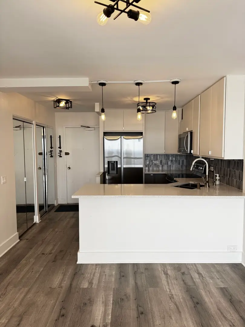 5415 N Sheridan Road #5414, Chicago, IL 60640 - Image #3