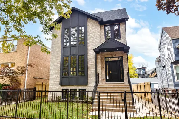 1633 W Balmoral Avenue, Chicago, IL 60640