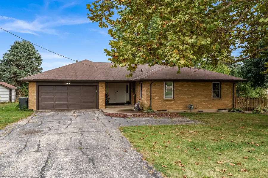 5553 Mulford Road, Monroe Center, IL 61052 - Image #2