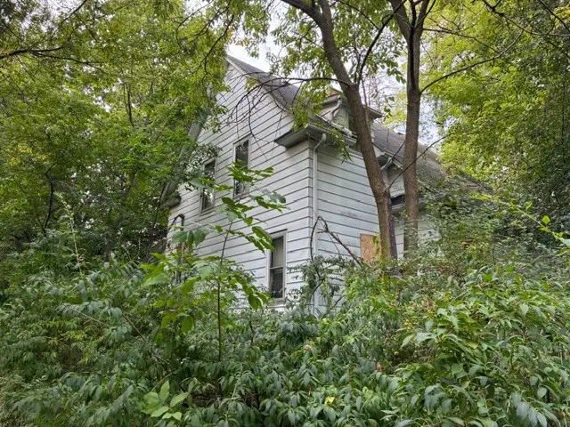 1504 W Glen Flora Avenue, Waukegan, IL 60085 - Image #2