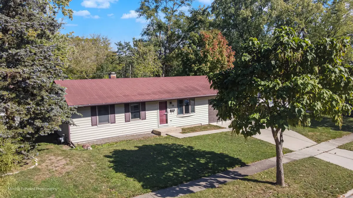 98 Glendale Road, Buffalo Grove, IL 60089 - Image #1