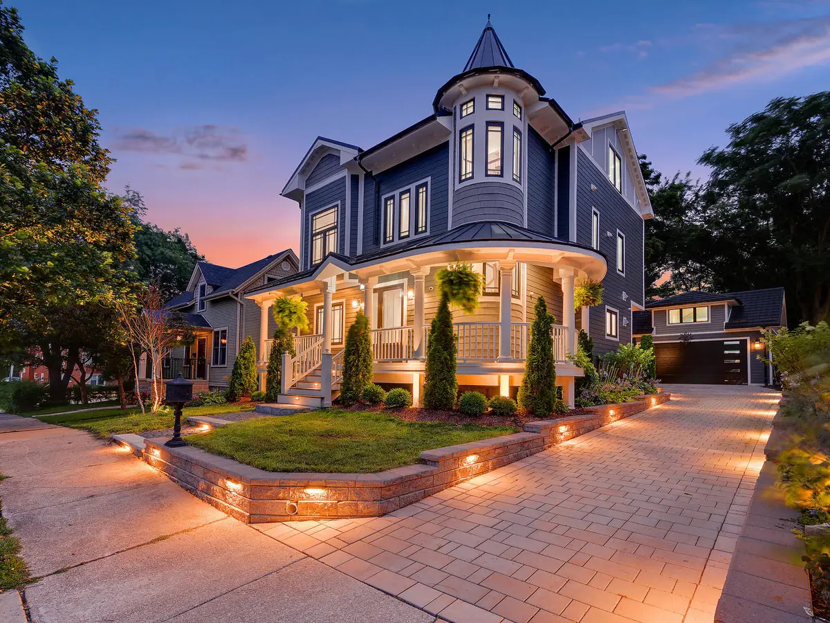 424 E Maple Avenue, La Grange, IL 60525 - #1