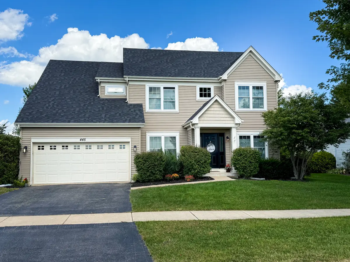 445 E Becker Place, Sycamore, IL 60178 - Image #1