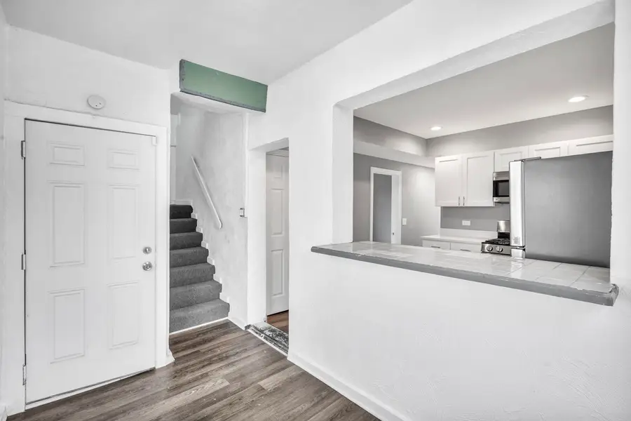 9219 S Greenwood Avenue, Chicago, IL 60619 - Image #3