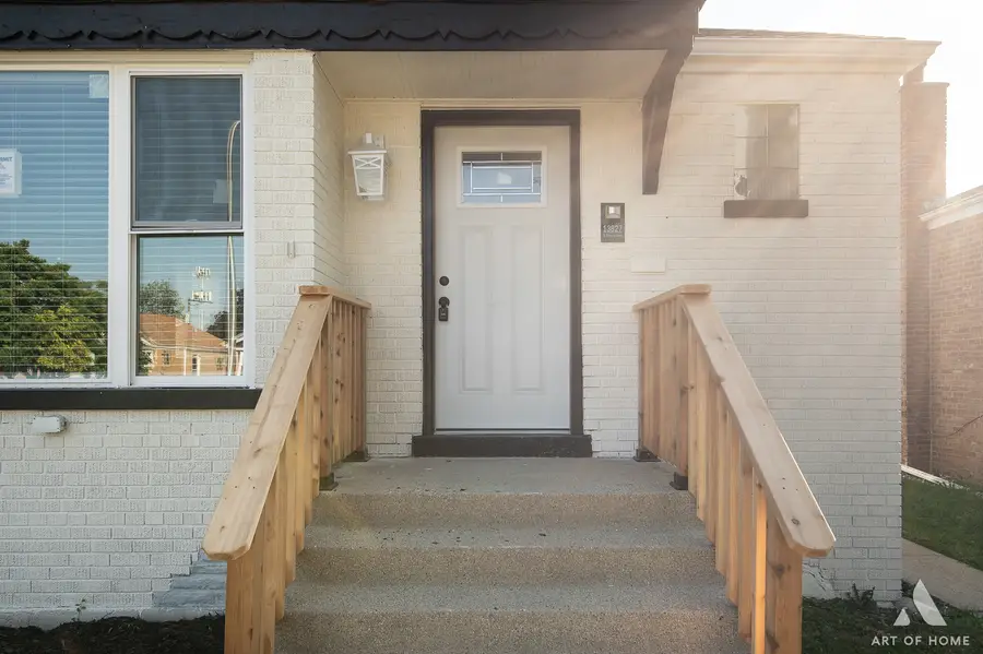 13827 S Tracy Avenue, Riverdale, IL 60827 - Image #2