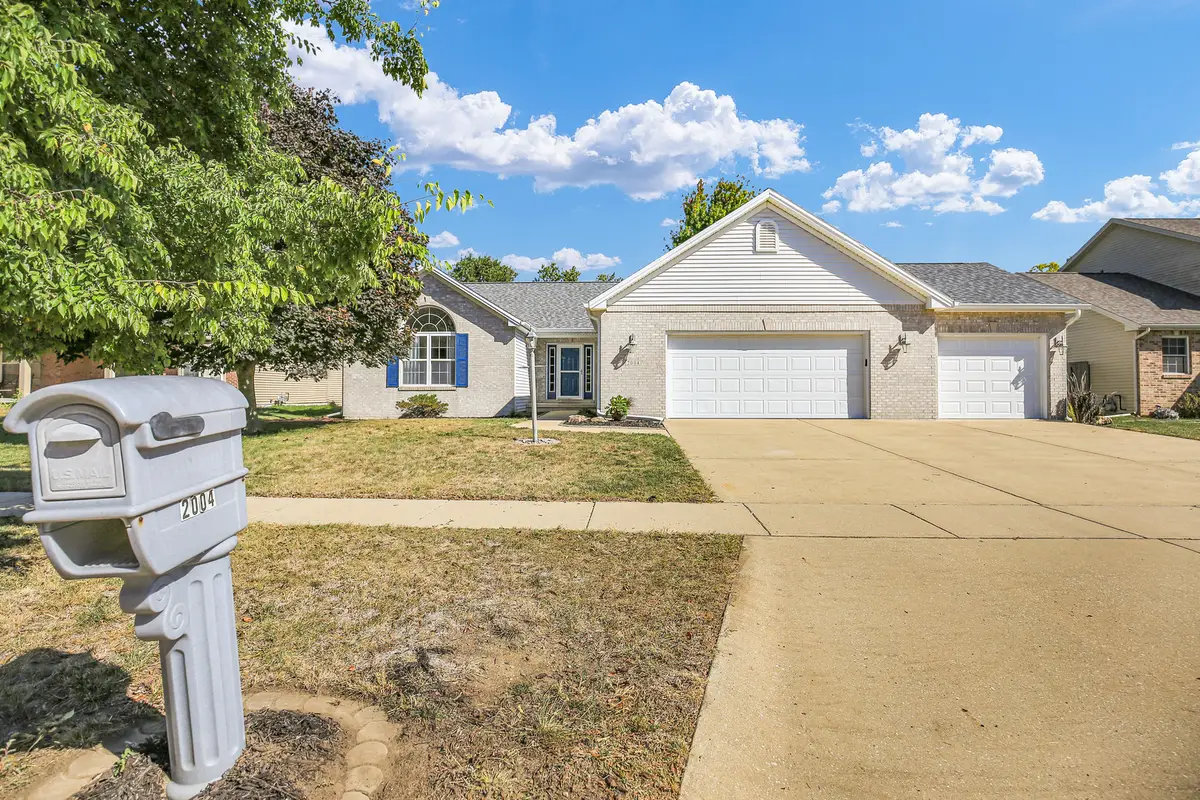 2004 Emerald Drive, Champaign, IL 61822 - Image #1