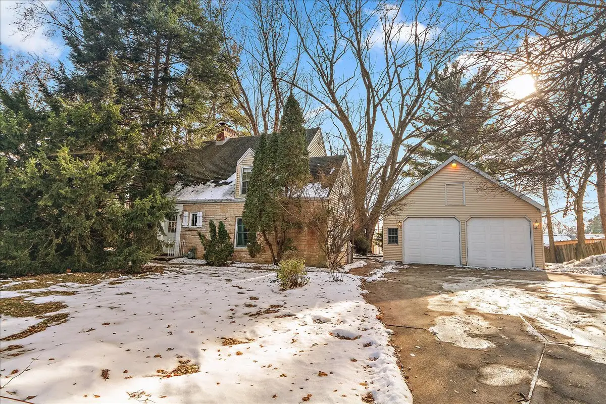 Address Withheld By Seller, Joliet, IL 60432 - Image #1