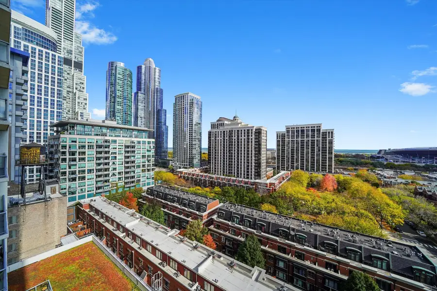 100 E 14th Street #1203, Chicago, IL 60605 - #2