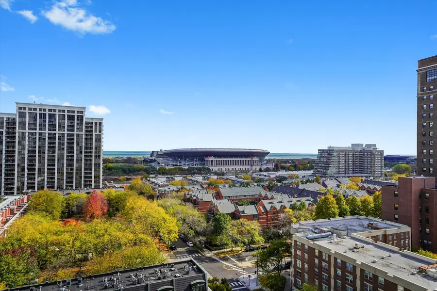 100 E 14th Street #1203, Chicago, IL 60605 - #3