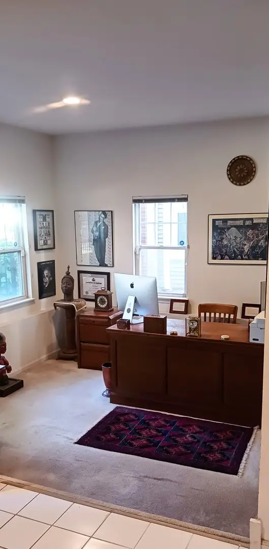 4922-B S Cornell Avenue, Chicago, IL 60615 - Image #2