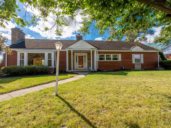 258 W Highland Drive, Chicago Heights, IL 60411