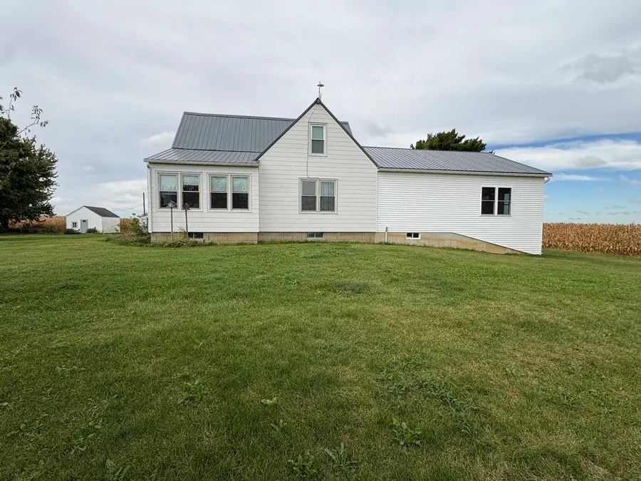 1151 Melugins Grove Road, Compton, IL 61318 - Image #3