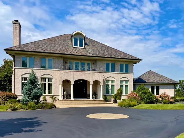 107 Brookwood Lane, Lincolnshire, IL 60069