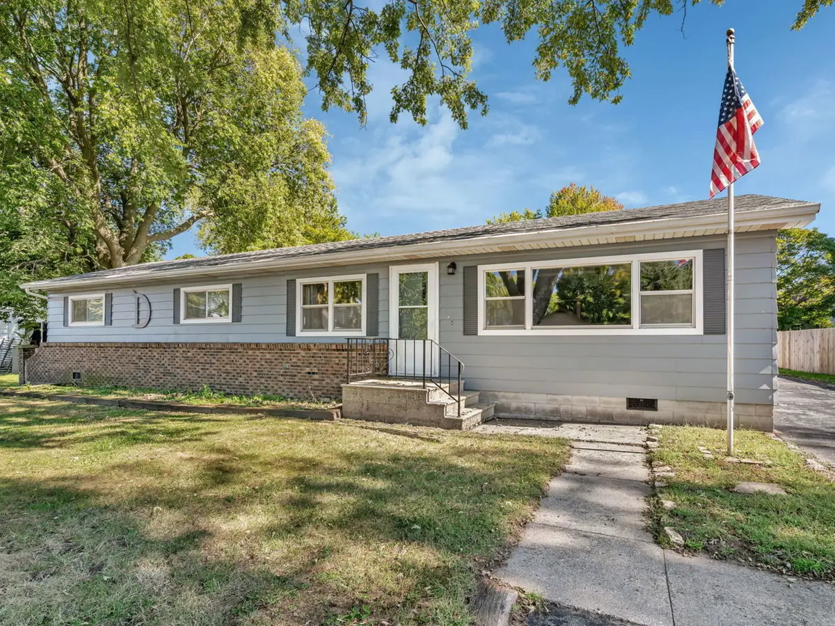 304 S East Street, Gardner, IL 60424 - Image #1
