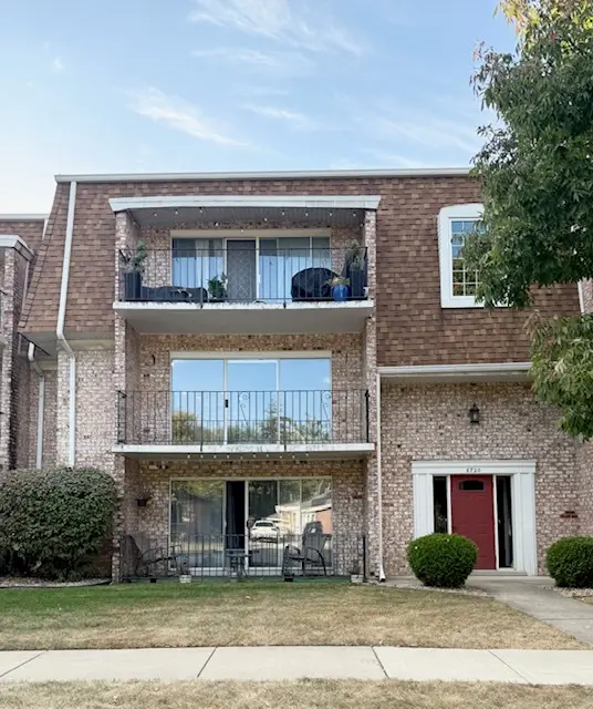 8720 Mobile Avenue #C, Oak Lawn, IL 60453 - Image #1