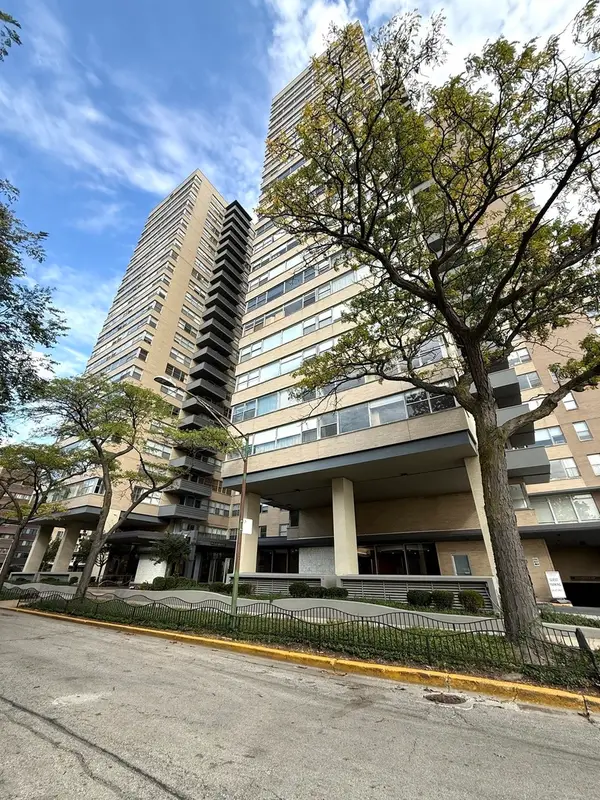 6301 N Sheridan Road #19V, Chicago, IL 60660