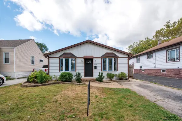 14914 Avers Avenue, Midlothian, IL 60445