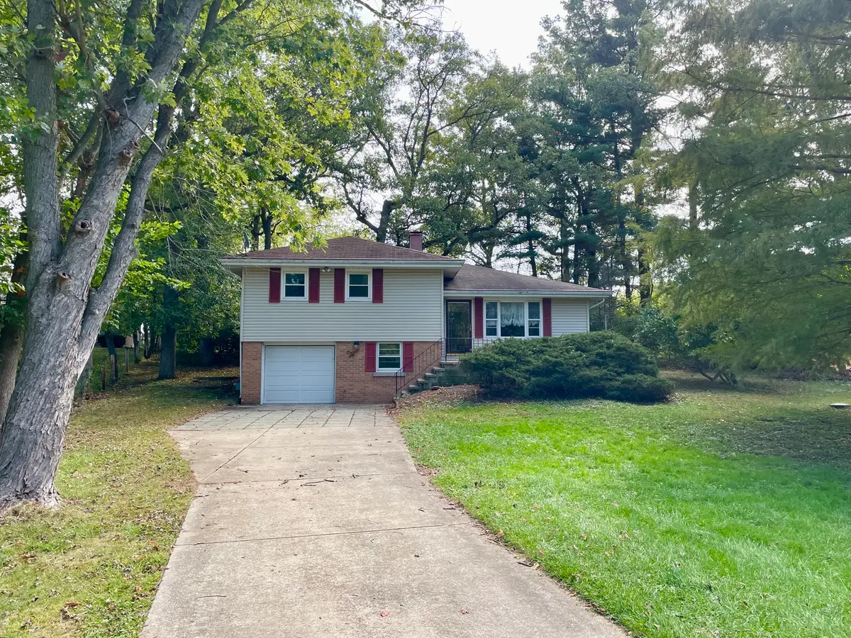 5596 Aspen Drive, Saint Anne, IL 60964 - Image #1