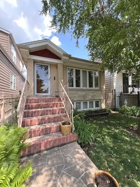 2515 N Lotus Avenue, Chicago, IL 60639