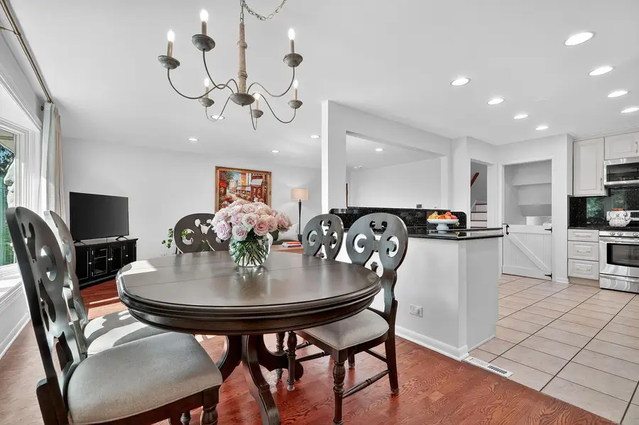 5446 W Lunt Avenue, Chicago, IL 60646 - #3