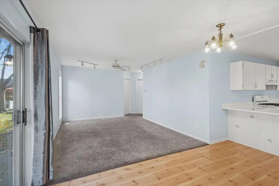 120 N Cathy Lane #120, Mount Prospect, IL 60056 - Image #3