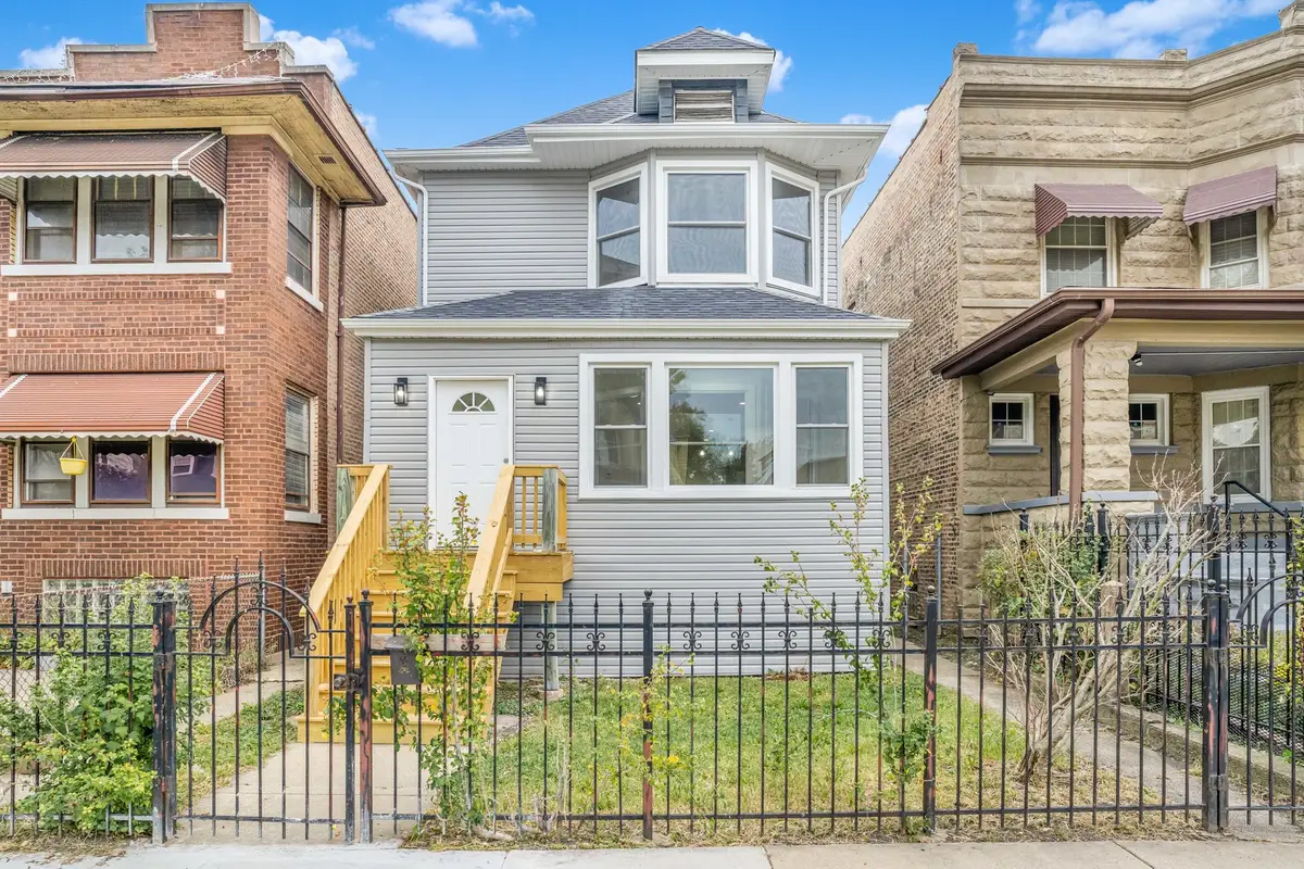 821 N Lockwood Avenue, Chicago, IL 60651 - Image #1