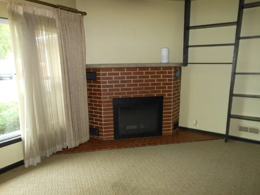 710 Ingalls Avenue, Joliet, IL 60435 - Image #3