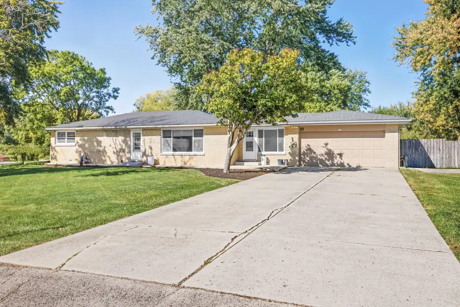 19 Brookside Lane, Bristol, IL 60512 - Image #2