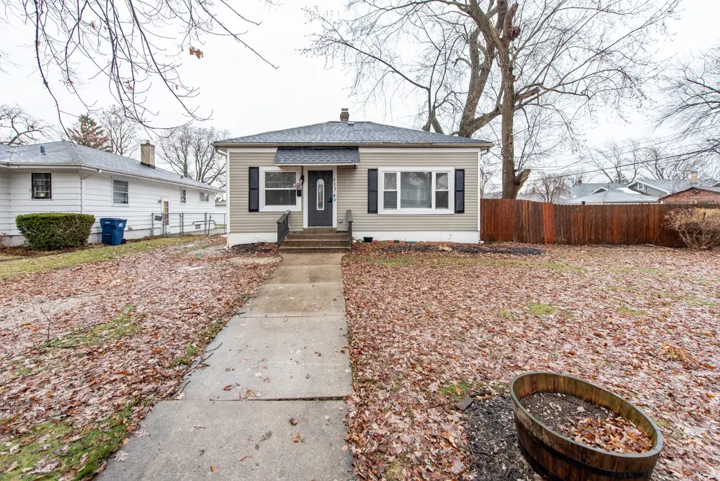 917 N Linden Avenue, Waukegan, IL 60085 - Image #1
