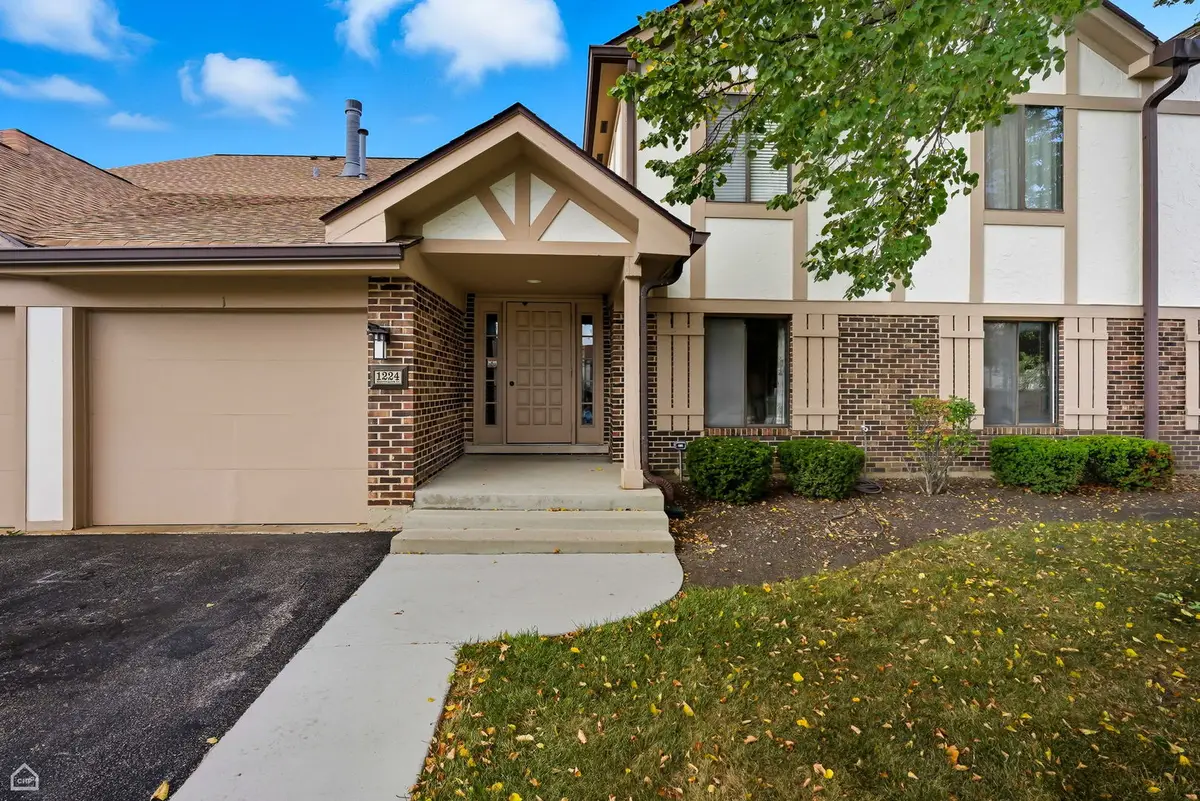 1224 Knottingham Court #1A, Schaumburg, IL 60193 - Image #1