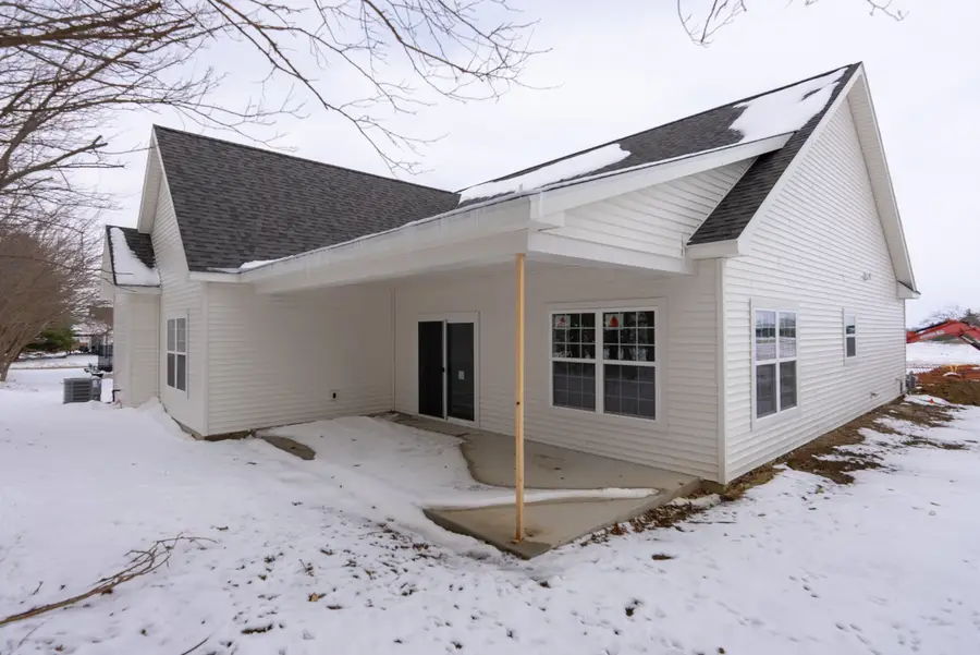 1905 S Stone Creek Boulevard, Urbana, IL 61802 - Image #3