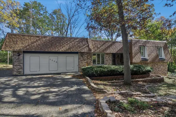 3329 Halverson Court, Rockford, IL 61109