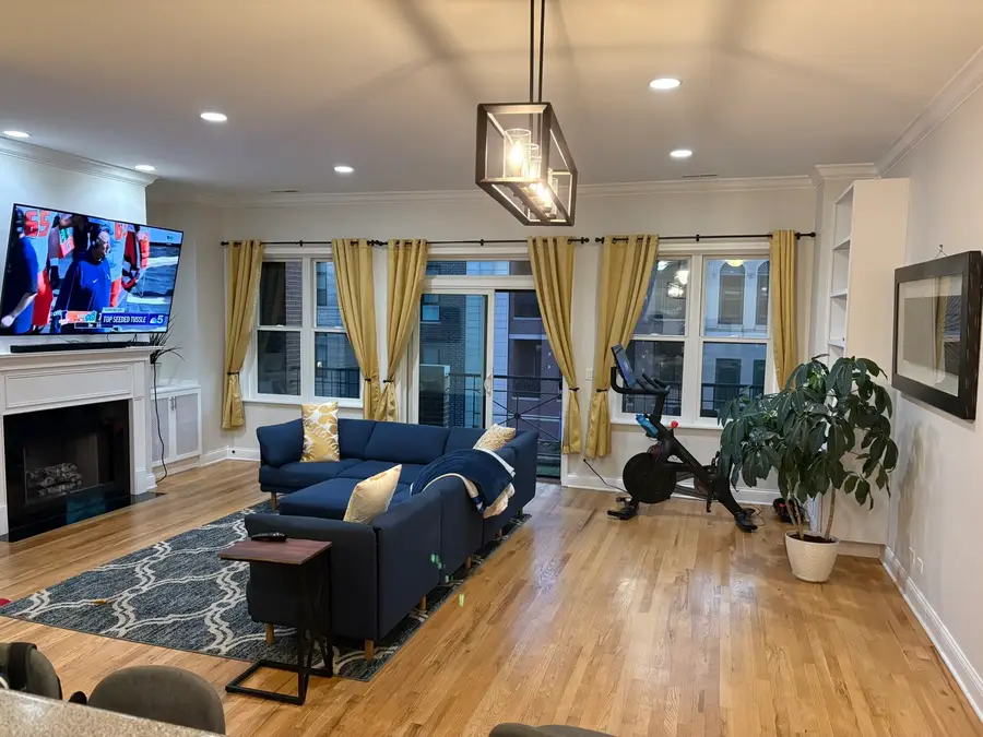 3059 N Lincoln Avenue #B, Chicago, IL 60657 - #2