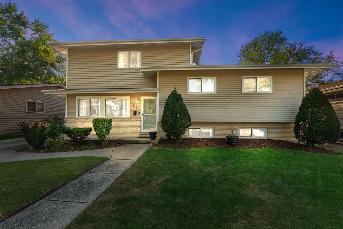 216 S Edgewood Avenue, Lombard, IL 60148 - Image #1