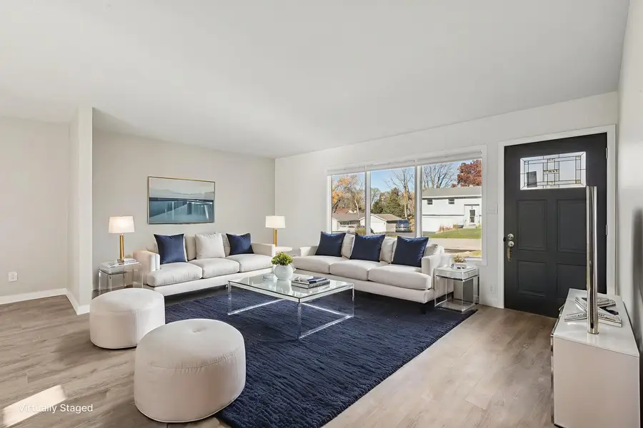 2413 Country Lane, McHenry, IL 60051 - Image #3