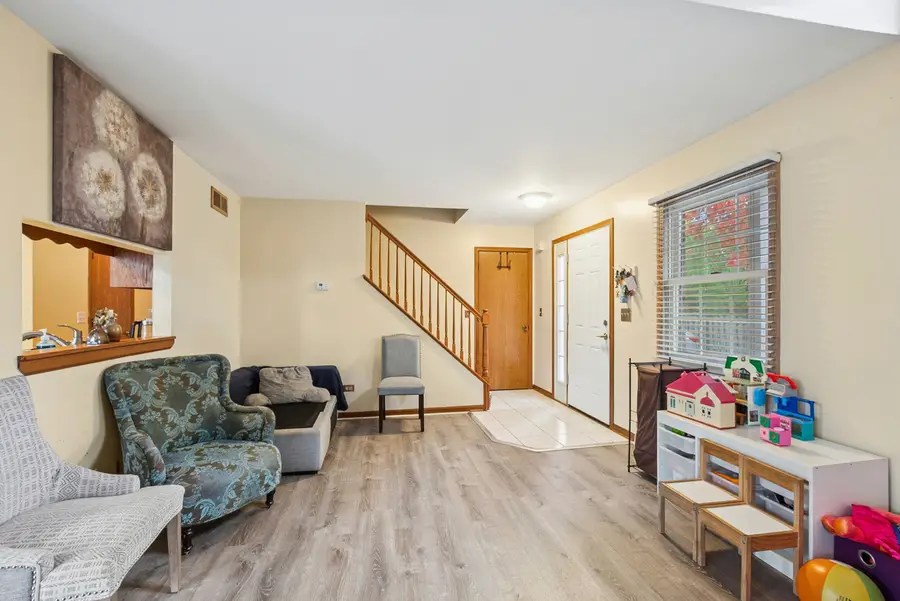 4326 W Emerald Way Street, Alsip, IL 60803 - Image #3