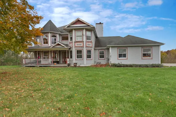 42416 N Crawford Road, Antioch, IL 60002