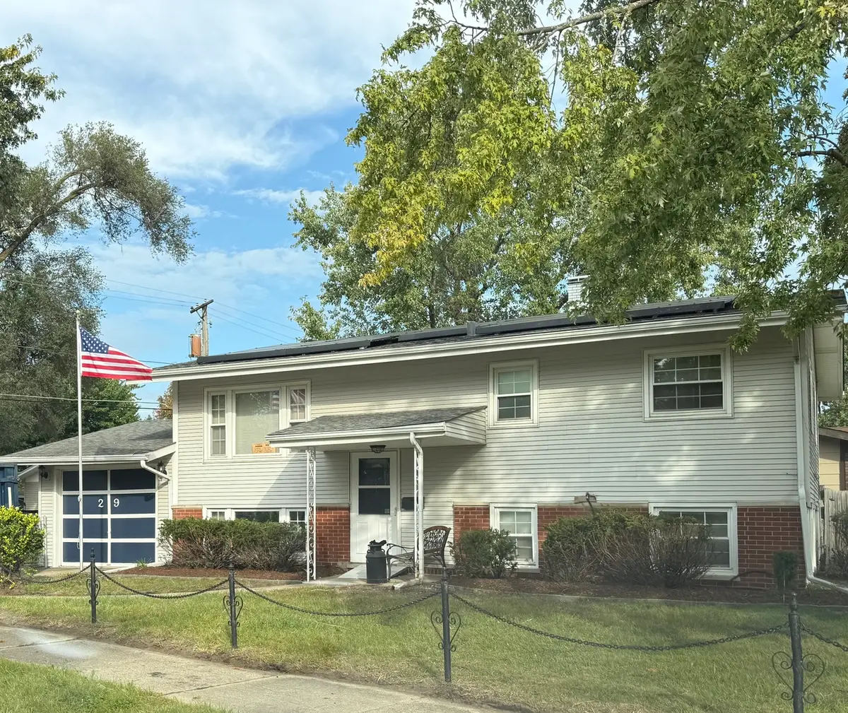 29 Arapaho Drive, Thornton, IL 60476 - #1