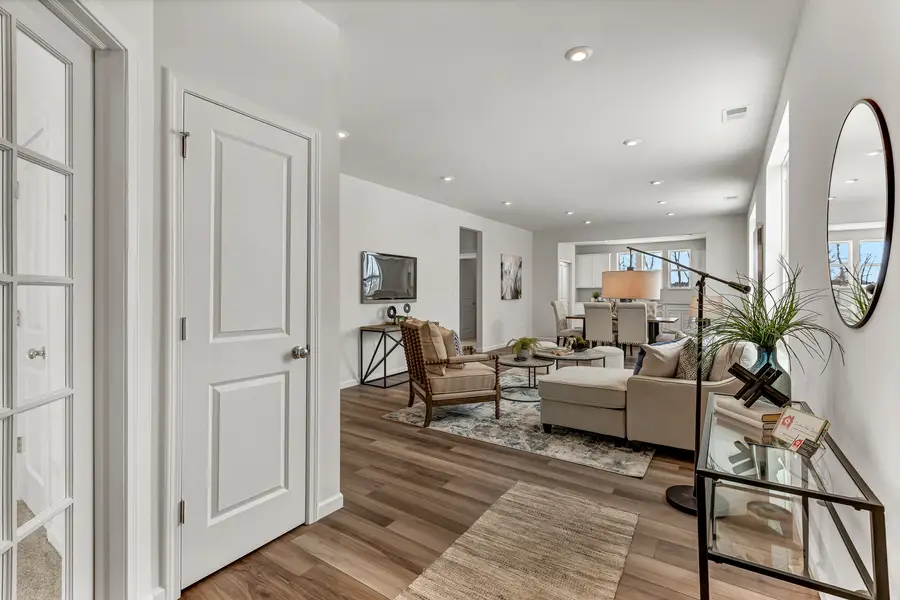 2813 Spring Circle South, Lindenhurst, IL 60046 - Image #3