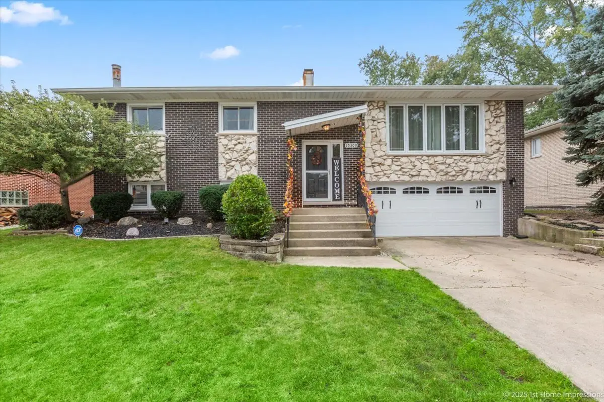 15309 Walnut Road, Oak Forest, IL 60452 - Image #1