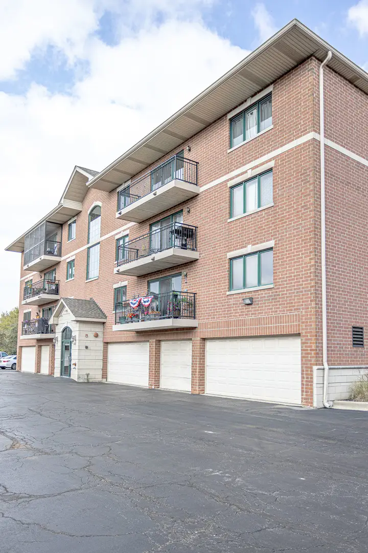 6830 W Winding Trail #102, Oak Forest, IL 60452 - Image #3